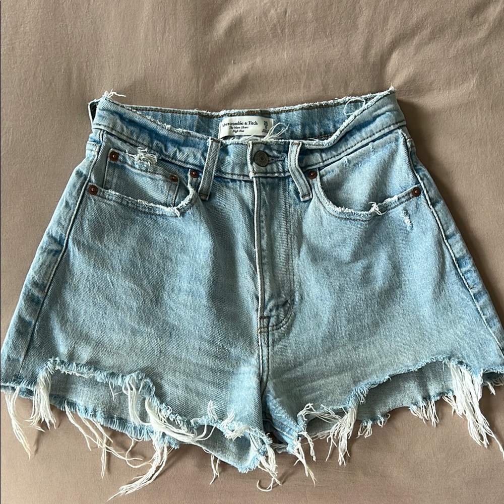 Abercrombie Curve Love High Rise Mom Short